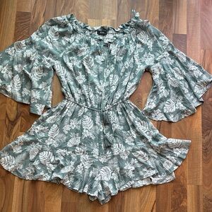 blue B Collection Woman’s Floral Tie-Waist Romper in Sage Green